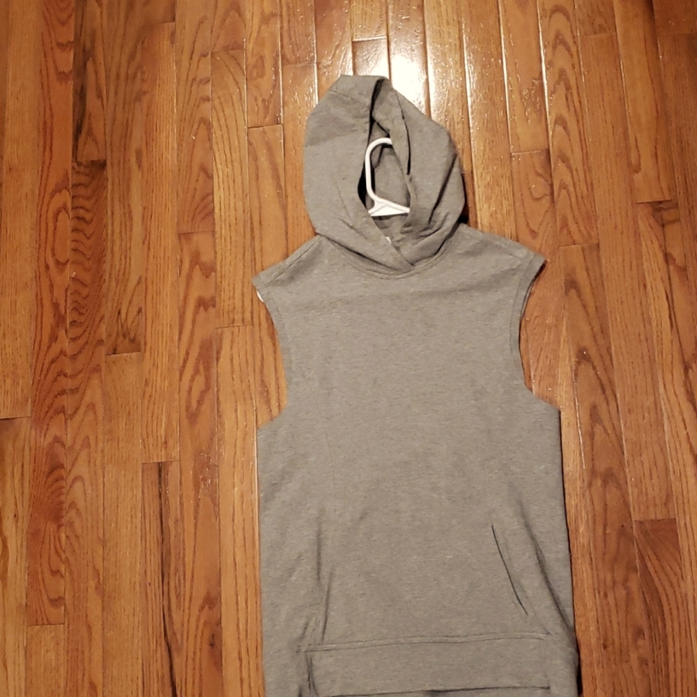 Lululemon hooded top